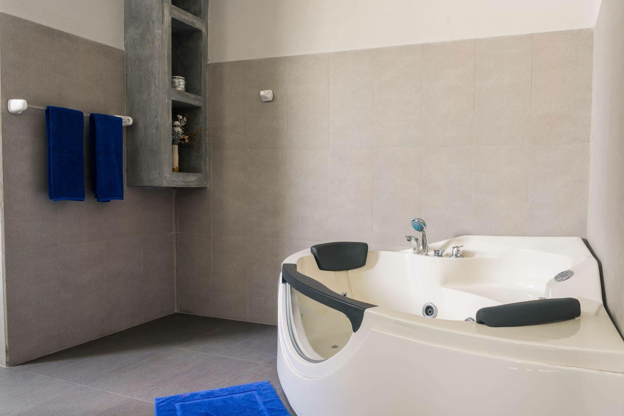 Neptune Eco Villas Weligama Eksteriør billede